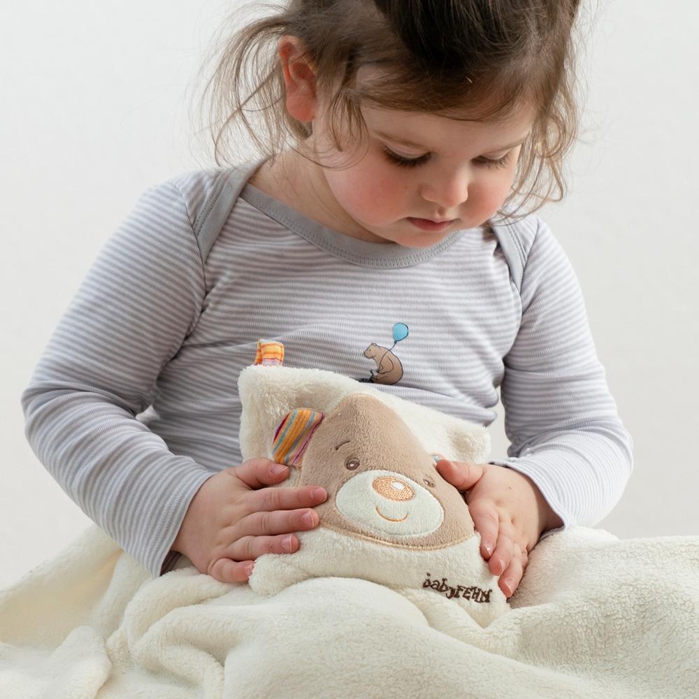 Fehn Rainbow Teddy termofor z pestkami wiśni 16 cm
