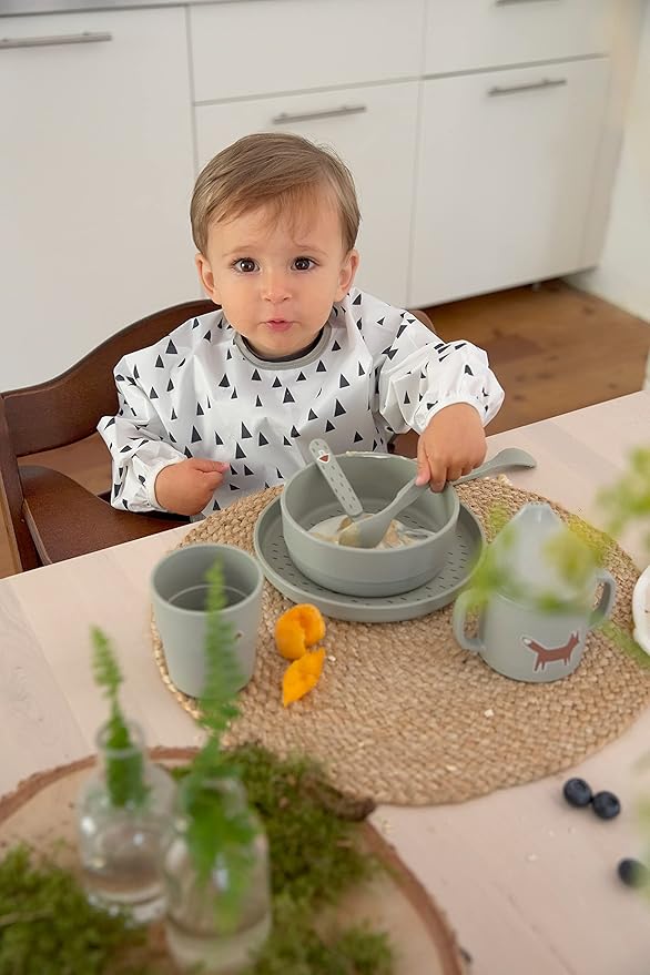 4 spoons in the set – ideal for everyday use from 6 months of age – suitable for infants starting