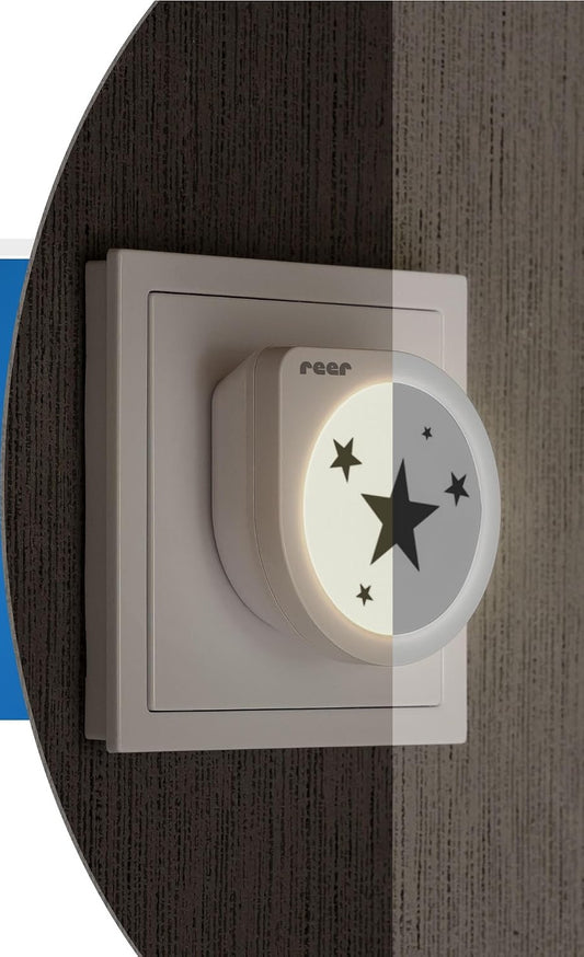 REER NightGuide Star LED night light for a socket, darkness sensor