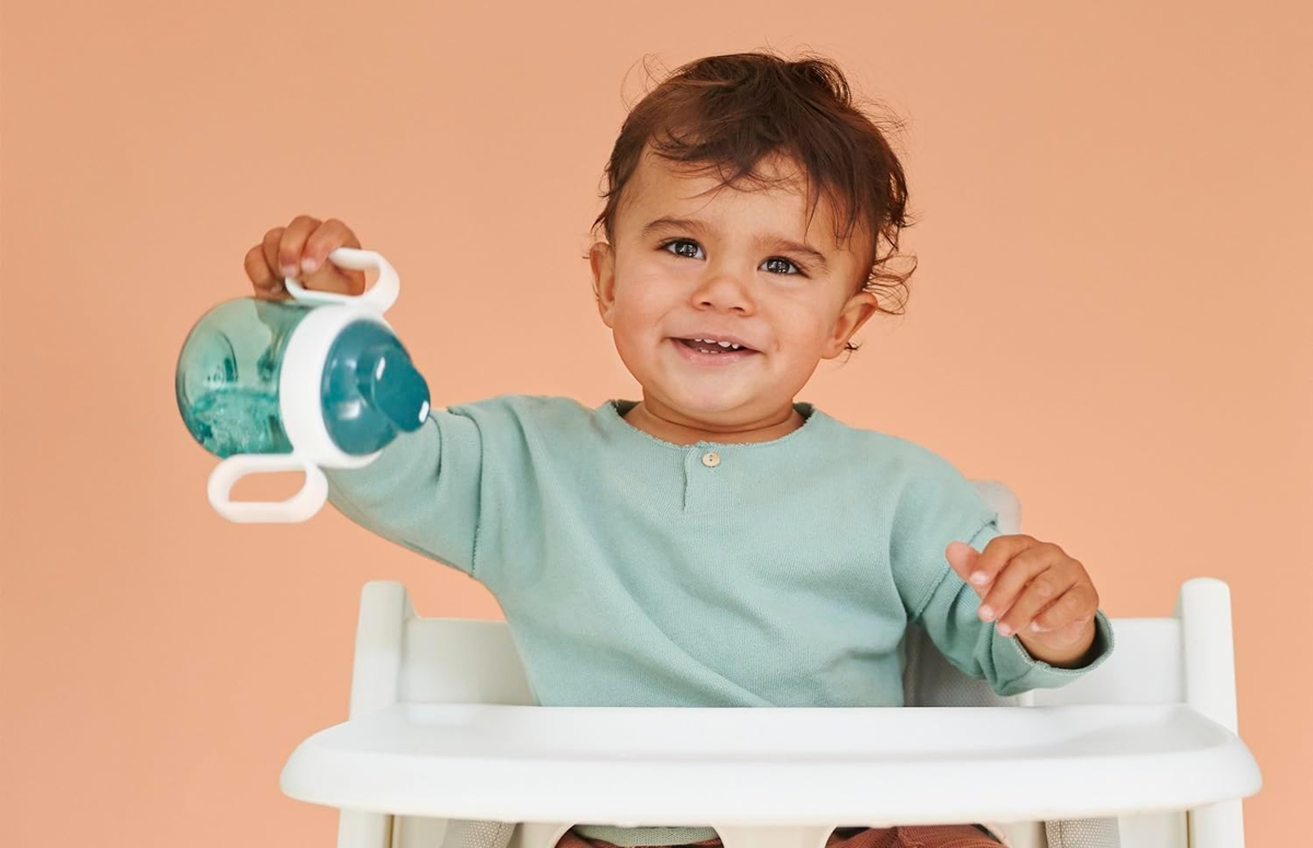 MEPAL Sippy Cup csőrös itatópohár, kétoldalas szívóka, 200 ml, 6 hónap+