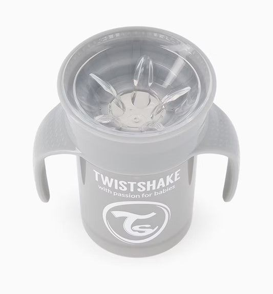 TWISTSHAKE nevytekajúci pohár 360 stupňov 230 ml 6 m+