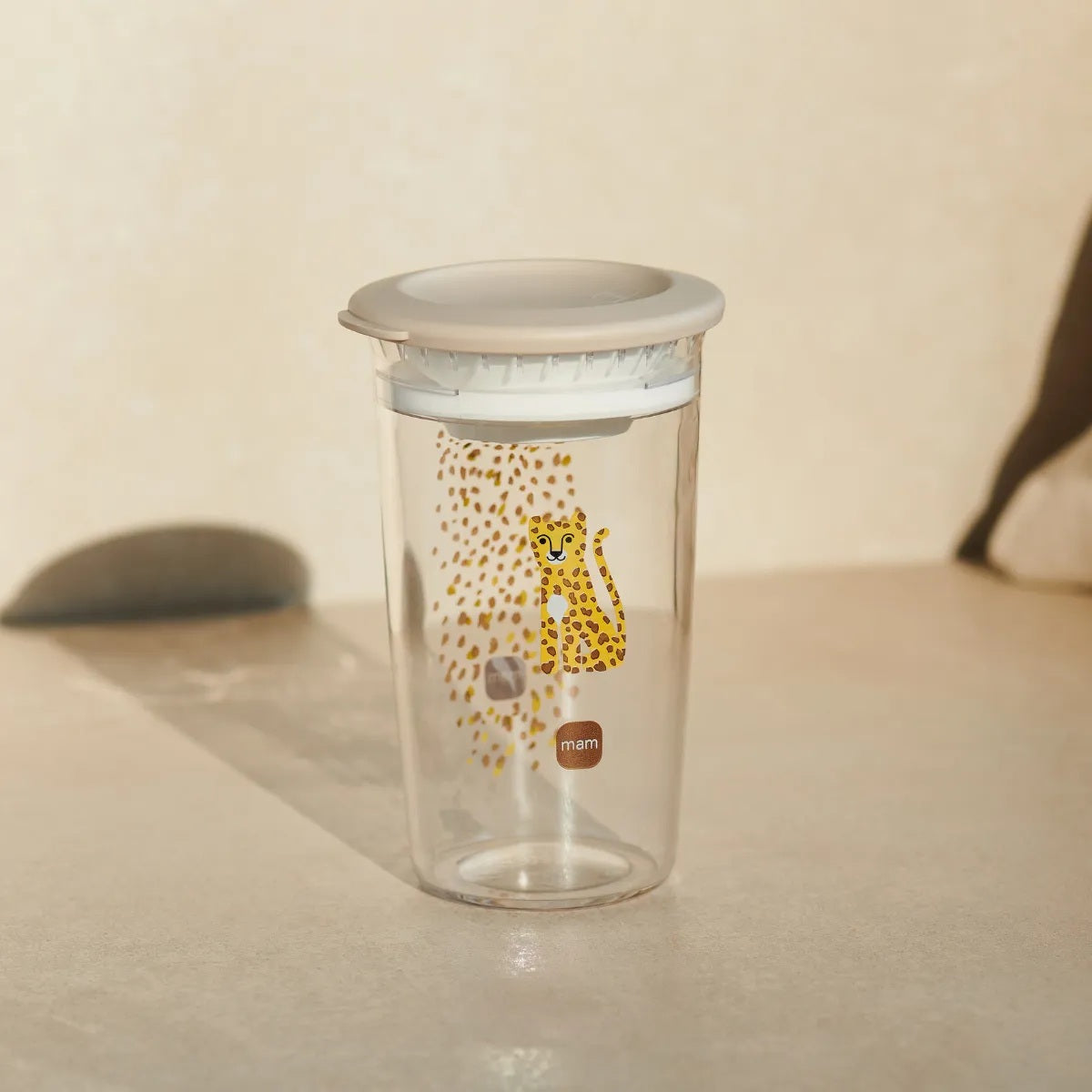 MAM Easy to Drink Cup cană anti-vărsare cu cioc 360° 290 ml 8 m+ LEOPARD