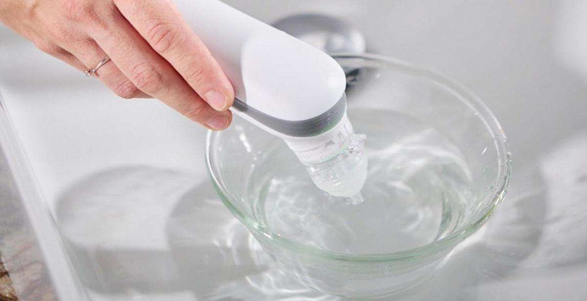 NUVITA aspirator do nosa z lampką i muzyką + 3 końcówki, etui i pęseta