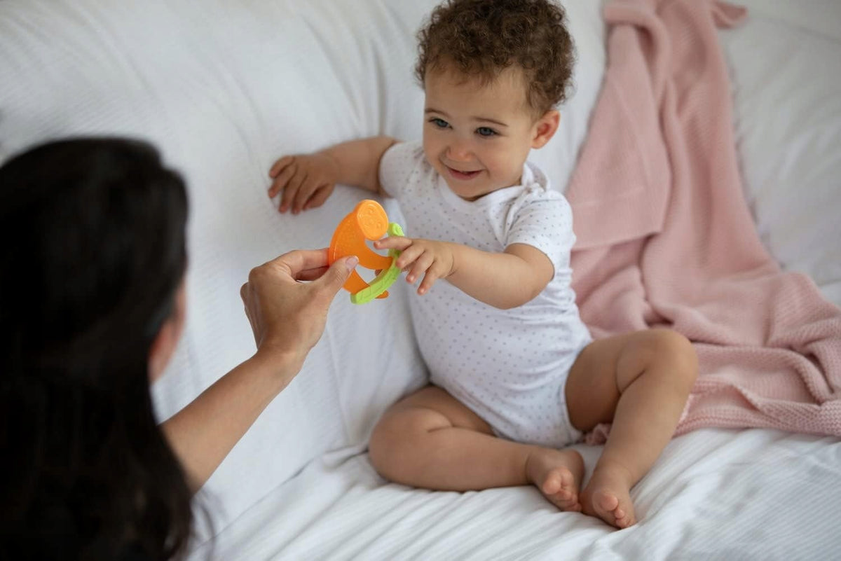 CHICCO Fresh anneau de dentition rafraîchissant et massant 4 m+ PARESSEUX
