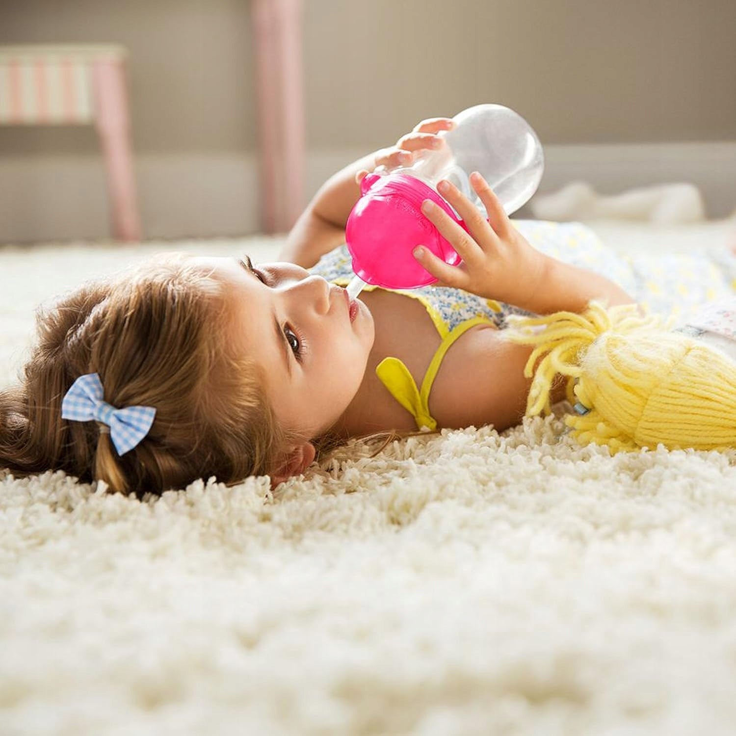 MUNCHKIN Tip&Sip weighted-straw sippy cup 6m+ 207 ml