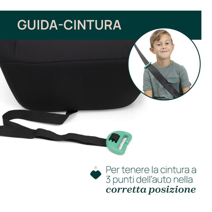Chicco Quasar i Size — zbliżenie prowadnicy pasa na grafice produktu