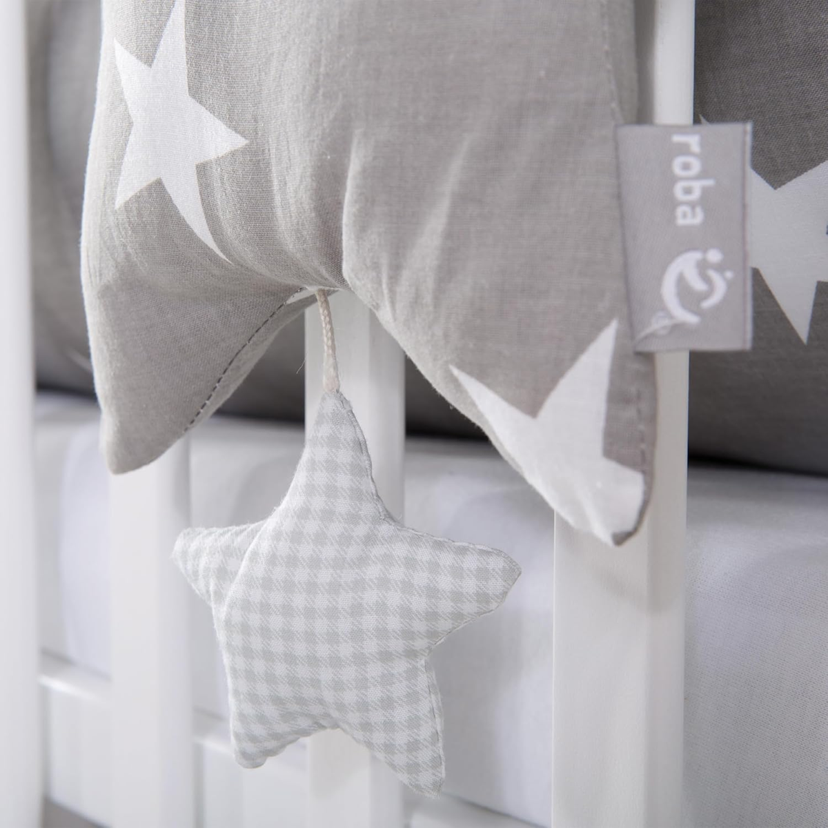 ROBA Little Stars zawieszka z pozytywką do wózka i łóżeczka 27 x 27 cm