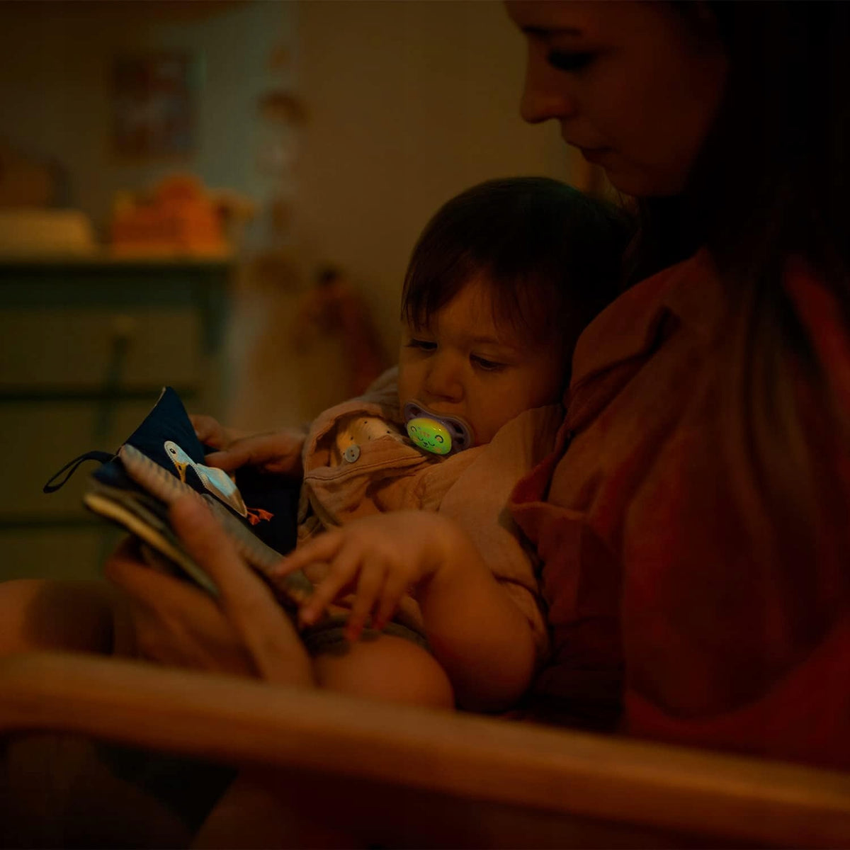 PHILIPS AVENT Ultra Air Night suzete x 2 18luni+ strălucitoare