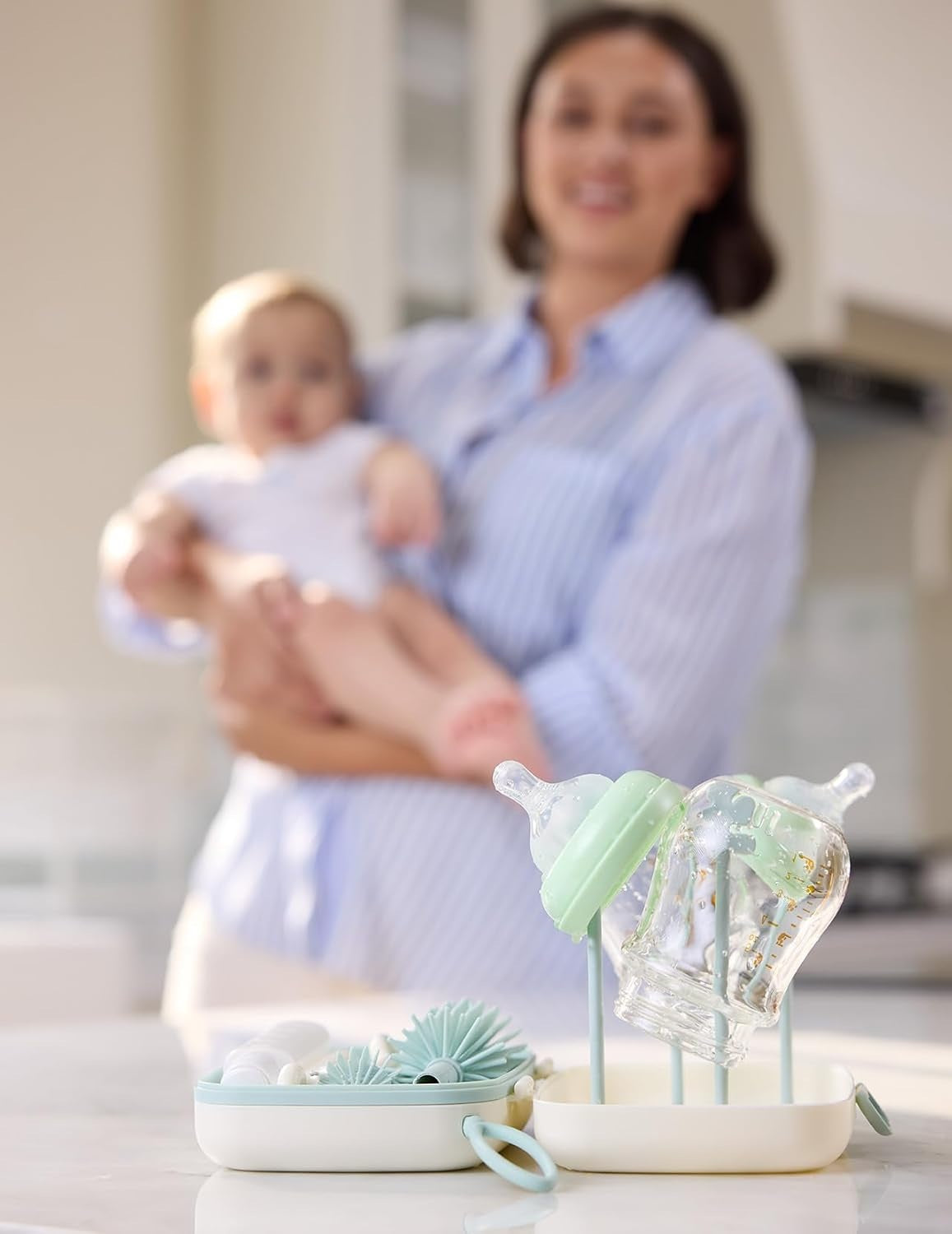 MOMCOZY 7-in-1 travel cleaning kit for bottles, pacifiers, and straws + case