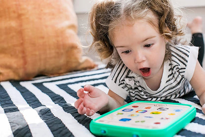 HAPE Baby Einstein tablet edukacyjny w językach angielskim, hiszpańskim i francuskim