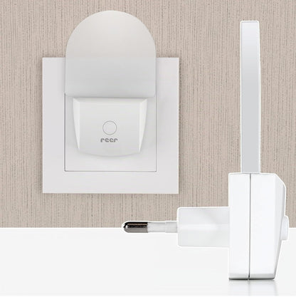 REER NightGuide lampă de veghe LED pentru priză cu întrerupător 6 x 9,5 cm