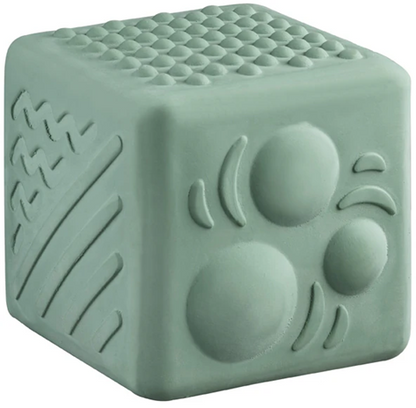 VULLI Sophie the Giraffe Cube play cube