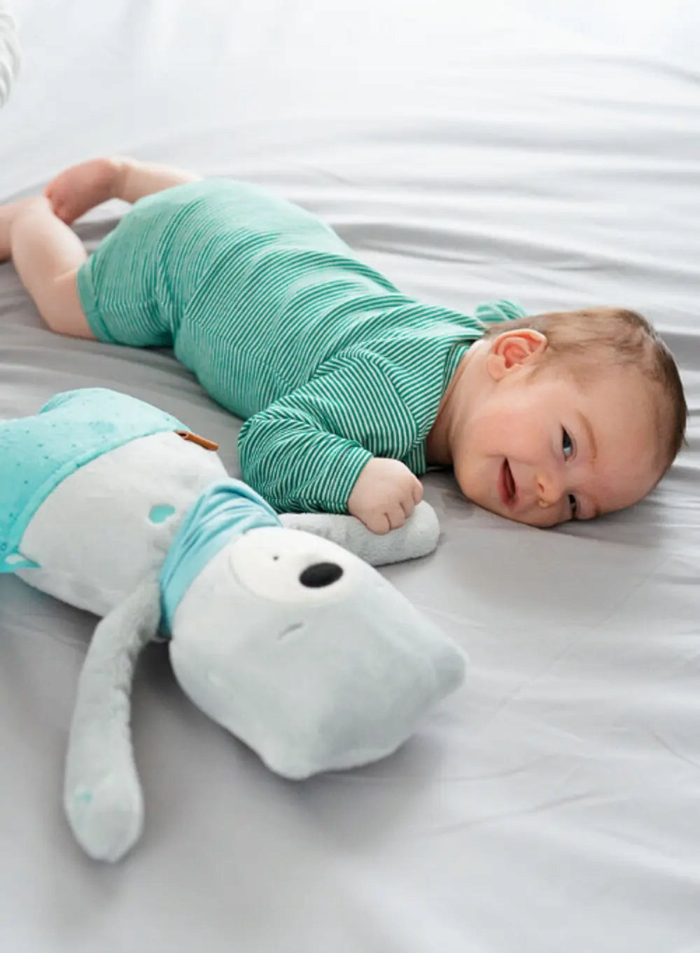 MyHummy white-noise cuddly toy with crying sensor BEAR LUCAS 24 cm