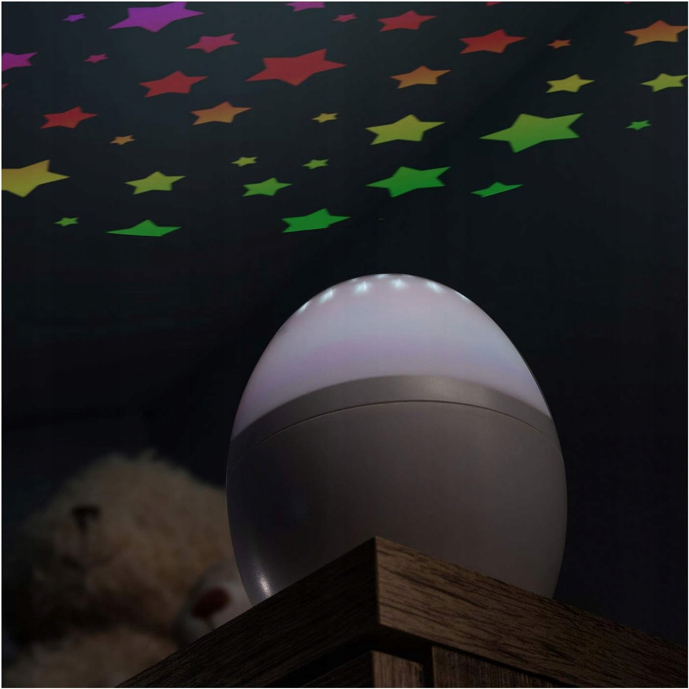 REER Starlino lampka nocna i projektor gwiazd 4 kolory LED