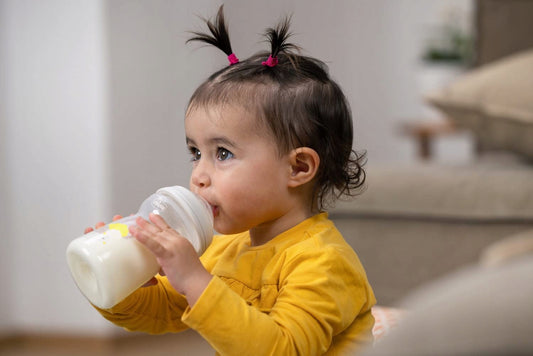 CHICCO NaturalFeeling bottle with quick-flow teat