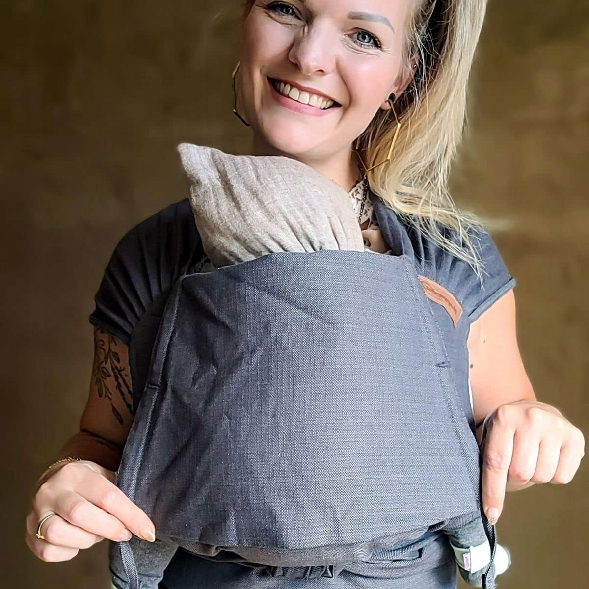 HOPPEDIZ hop-tye ergonomic baby carrier 0–30 months