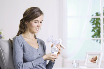 CHICCO Natural Feeling LAKTATOR RĘCZNY 150 ml U "O