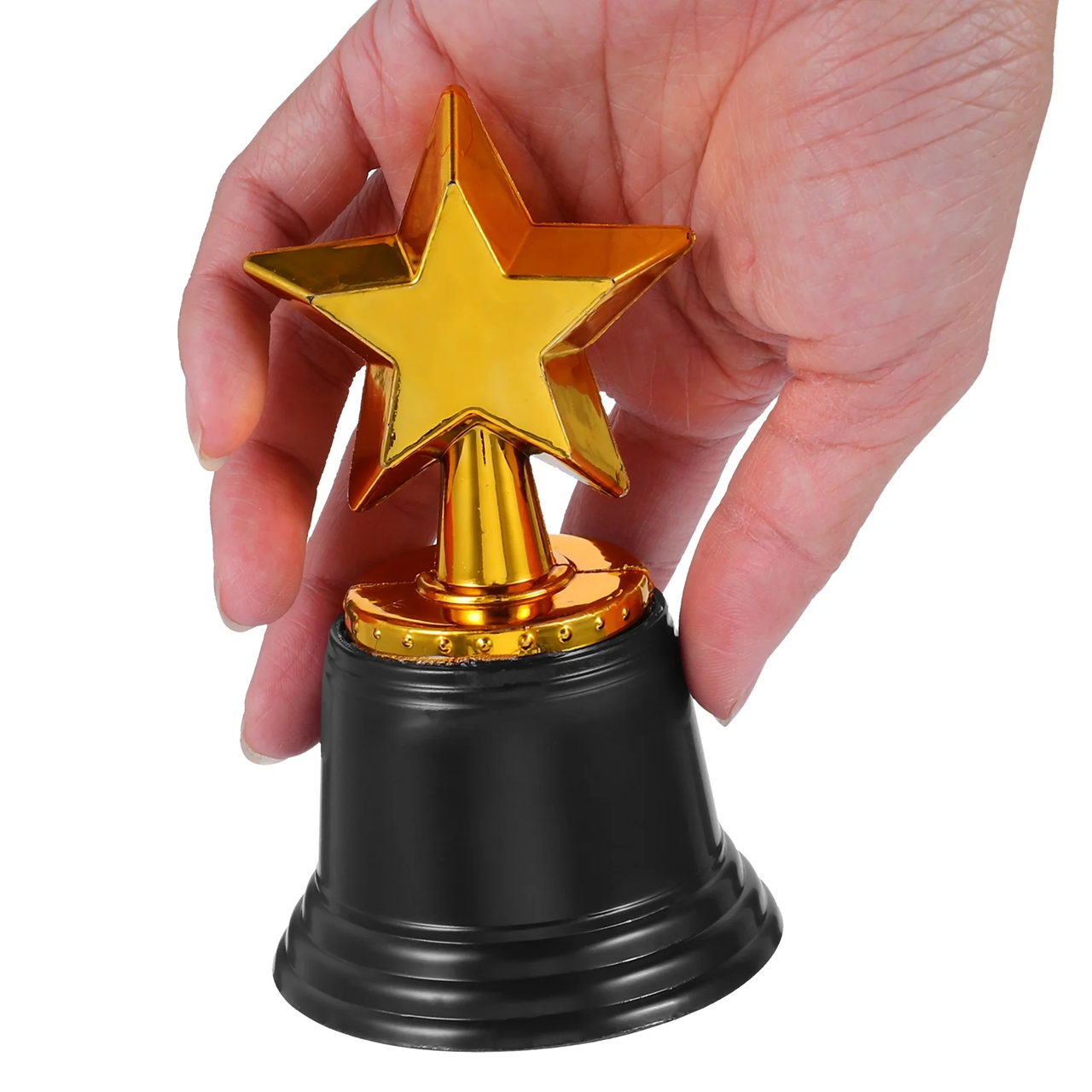 TODDMOMY trophy figurine