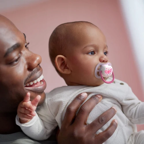 PHILIPS AVENT Ultra Air Night suzete x 2 0-6 luni STRĂLUCESC ÎN ÎNTUNERIC