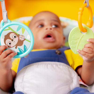 BRIGHT STARTS Safari Fun balansoar cu vibrații și melodii