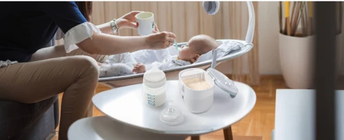 TERMICHY recipient pentru lapte praf 500 ml 250 g + linguriță