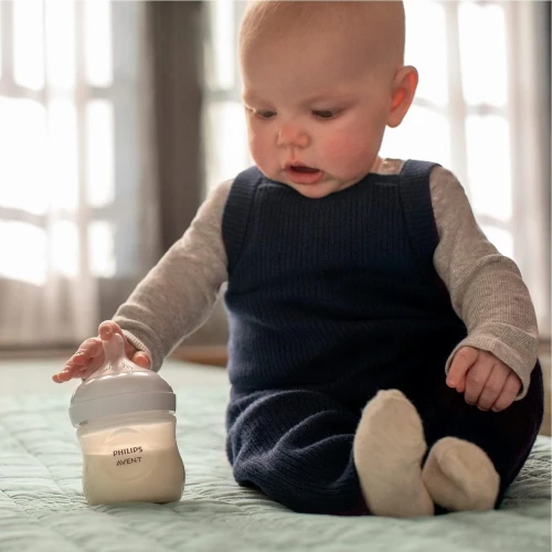 PHILIPS AVENT Natural Response set 4 biberoane suzetă perie