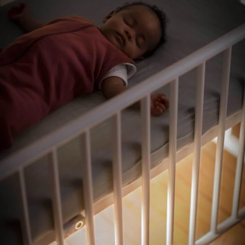 MAXI-COSI Glow lampă de veghe inteligentă sub pătuț cu aplicație 30 cm