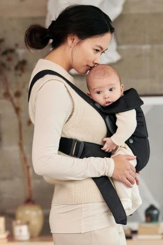 BABYBJORN MINI marsupiu ergonomic 3-11kg